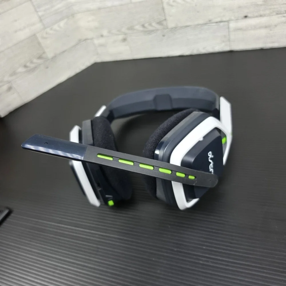 ASTRO Gaming A20 Gen 2 Wireless Gaming Headset Xbox Series X S White Green‎